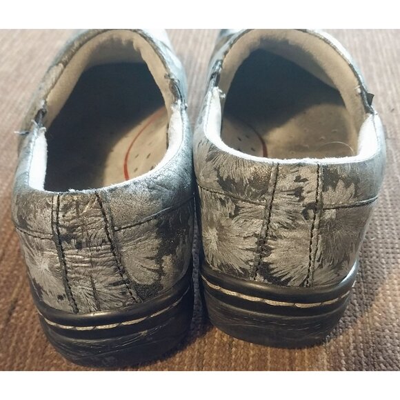 Klogs Womens Slip-On Shoes Size 8.5 M Floral Pattern Non-Slip Gray & White Leath - Picture 3 of 6